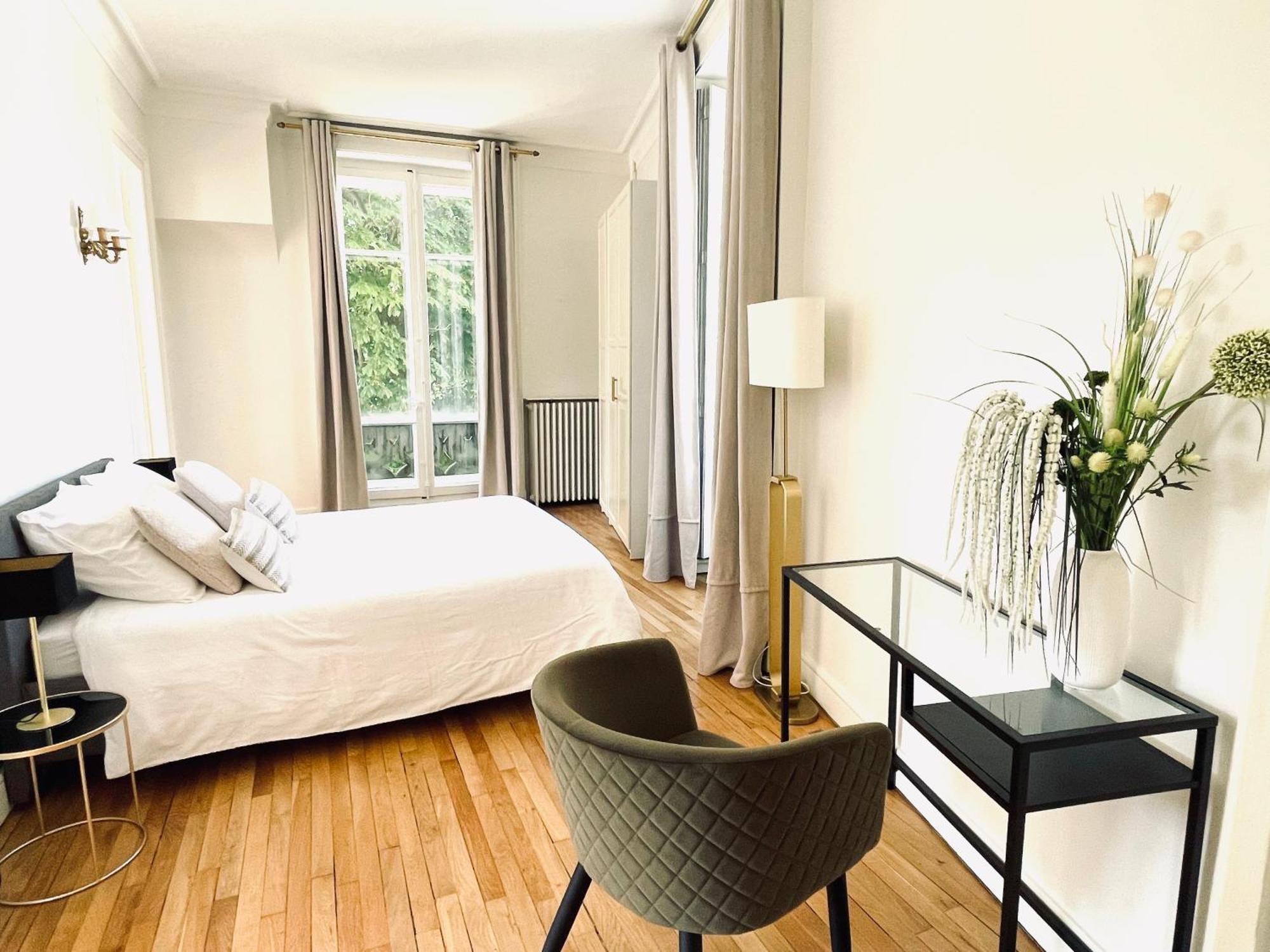 Grand Appartement D'Exception Au Chateau Randin Écully Exterior foto